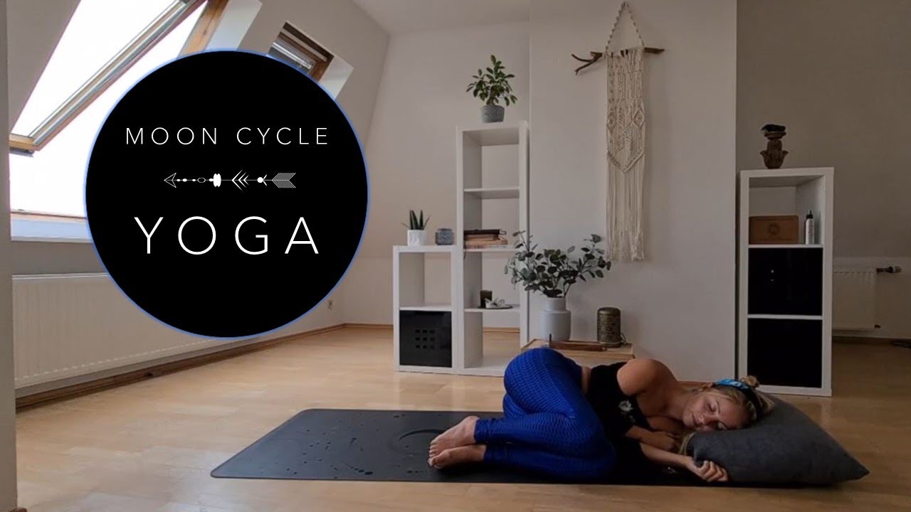 Moon Cycle Yoga mit Amelie | sanft & liebevoll gegen Bauchkrämpfe. - vrshAMBITION
