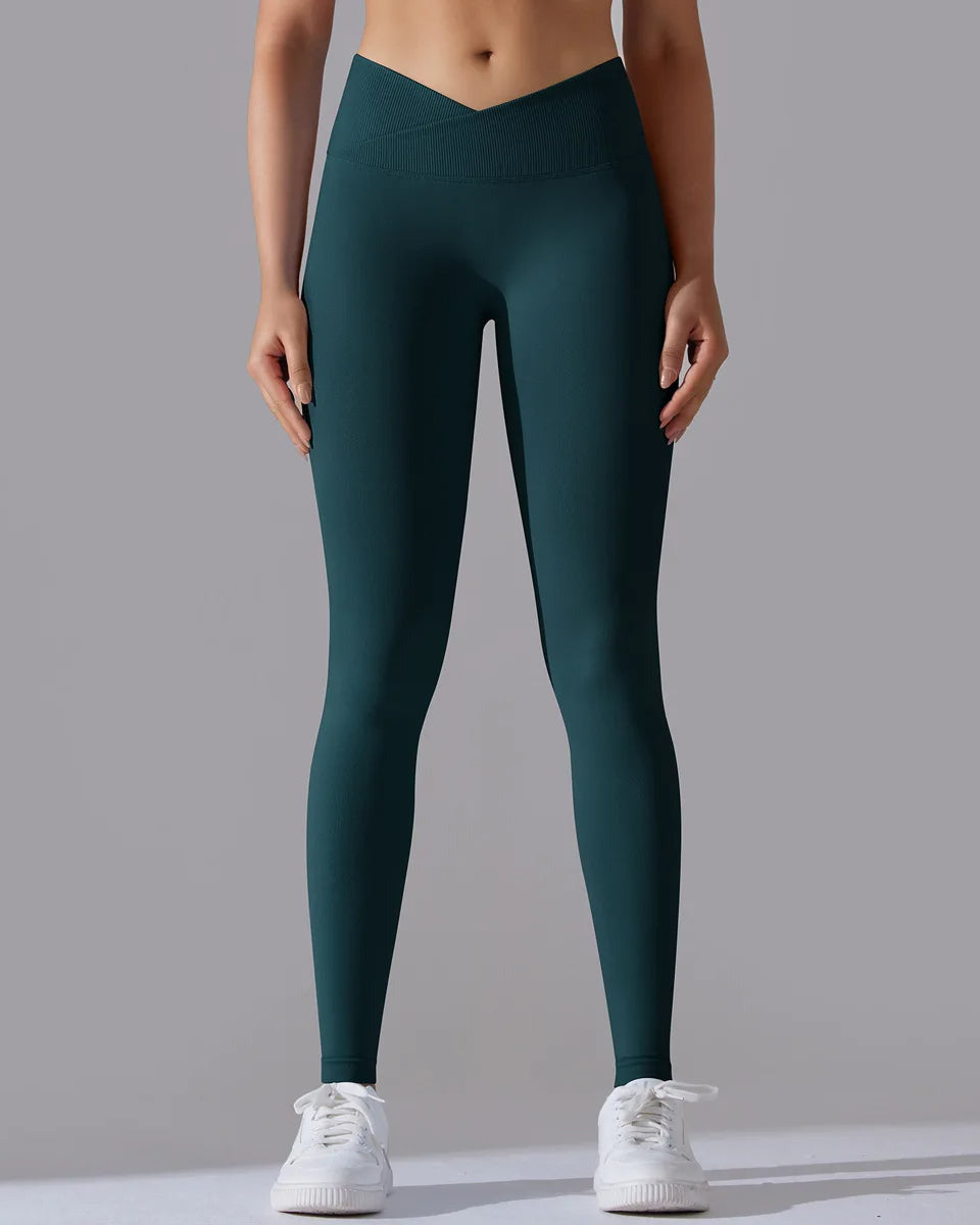 Signature V-Waist Scrunch Leggings vrshAMBITION