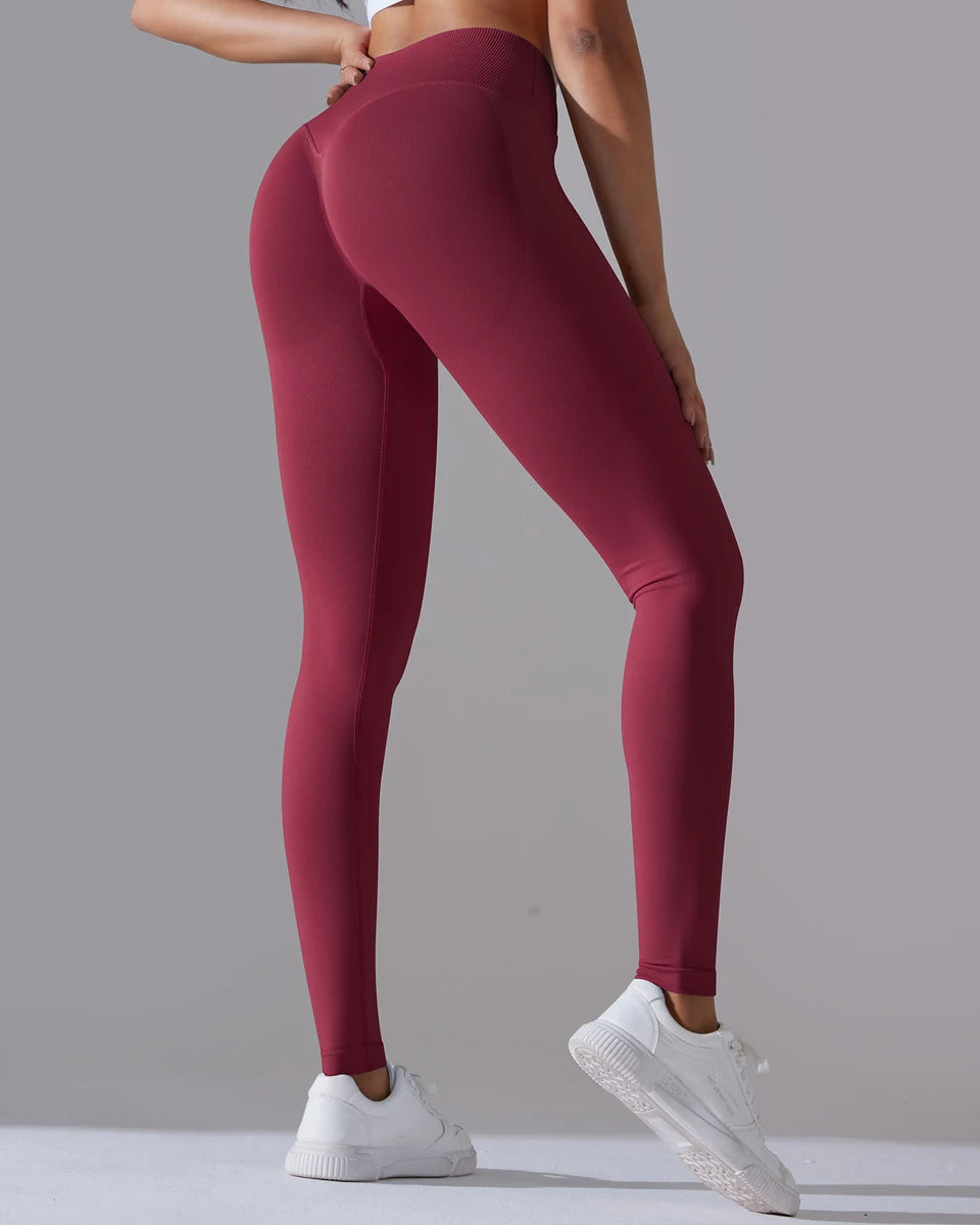 Signature V-Waist Scrunch Leggings vrshAMBITION