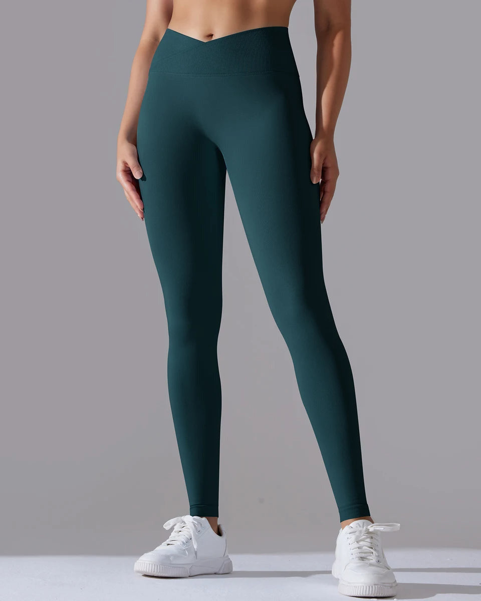 Signature V-Waist Scrunch Leggings vrshAMBITION