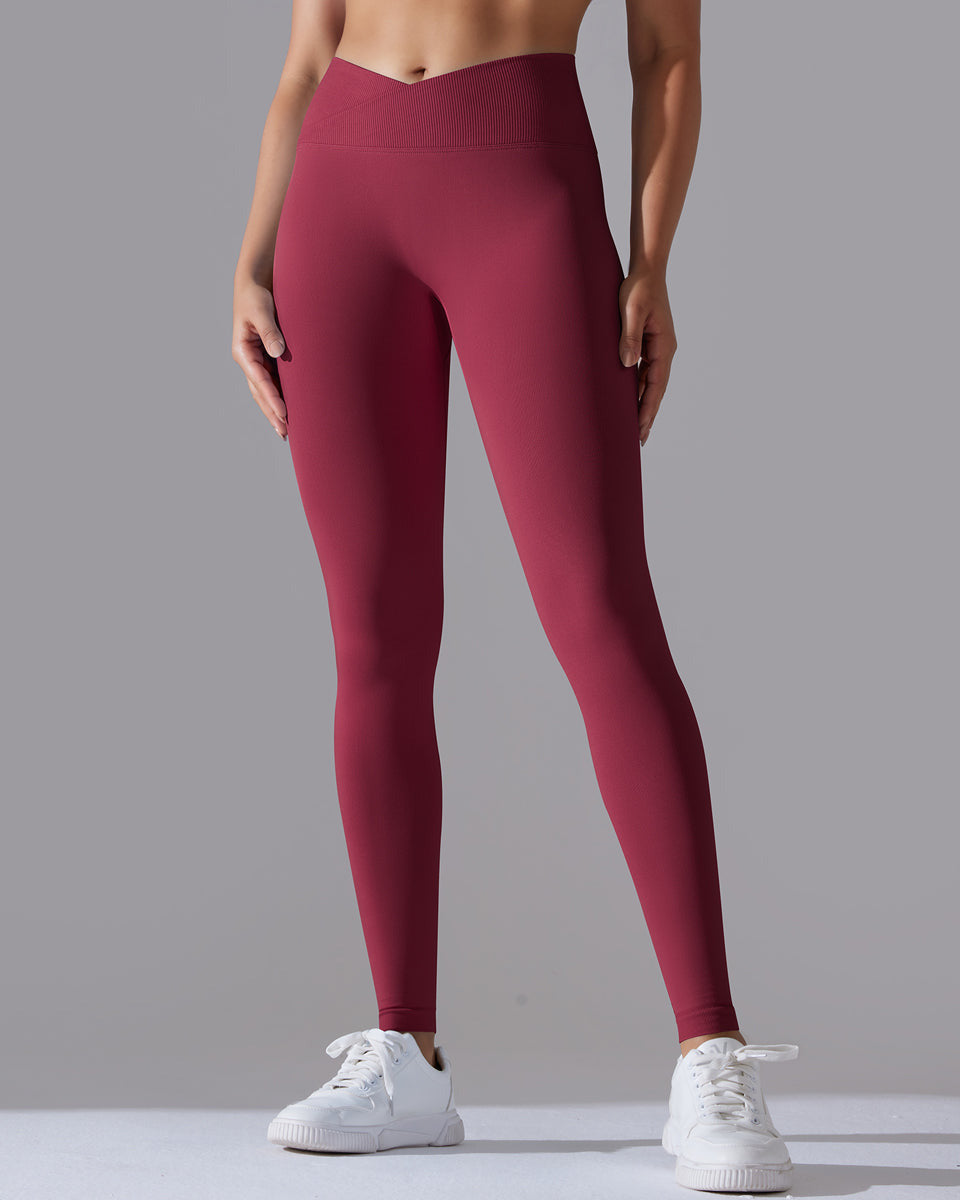 Signature V-Waist Scrunch Leggings vrshAMBITION