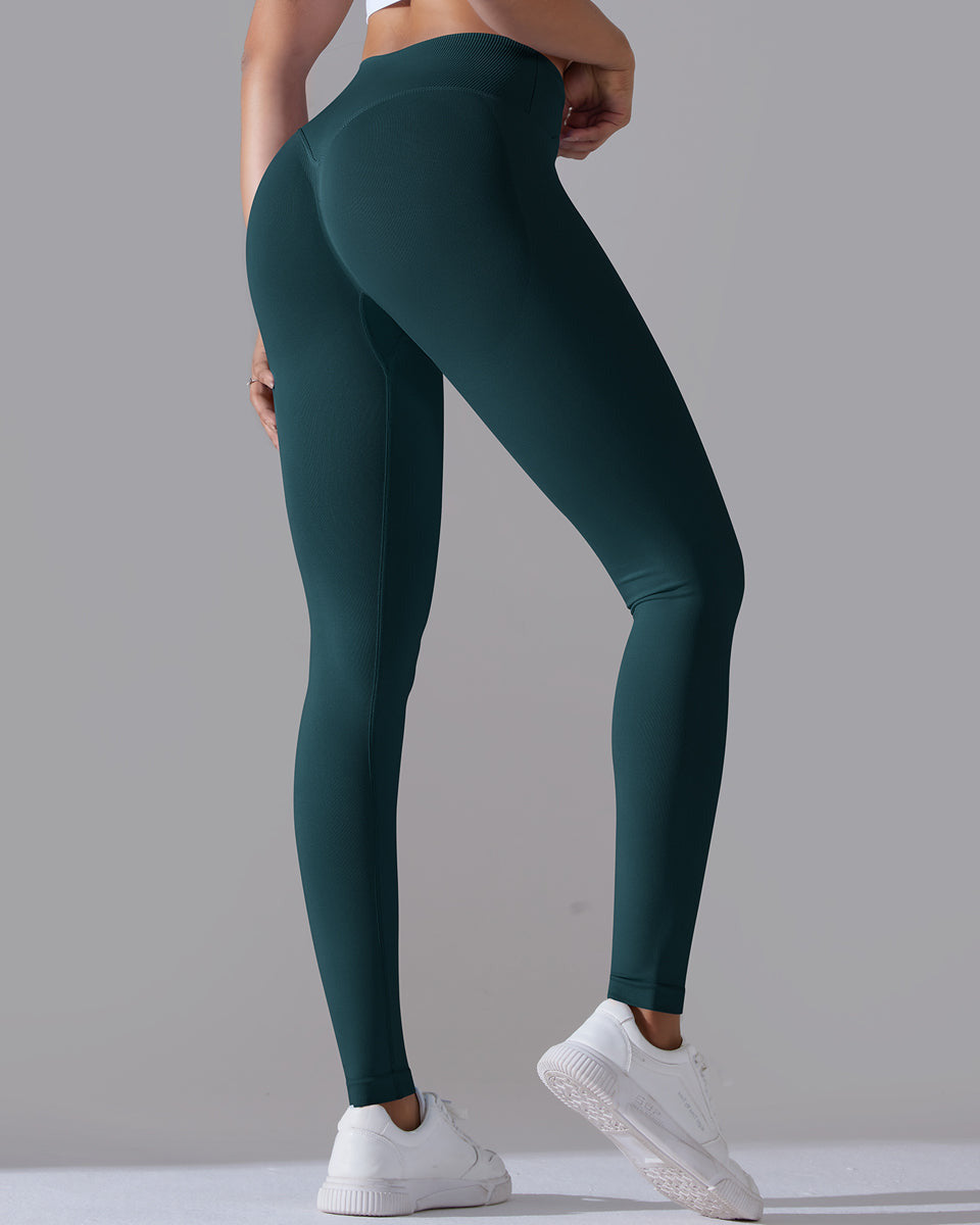 Signature V-Waist Scrunch Leggings vrshAMBITION