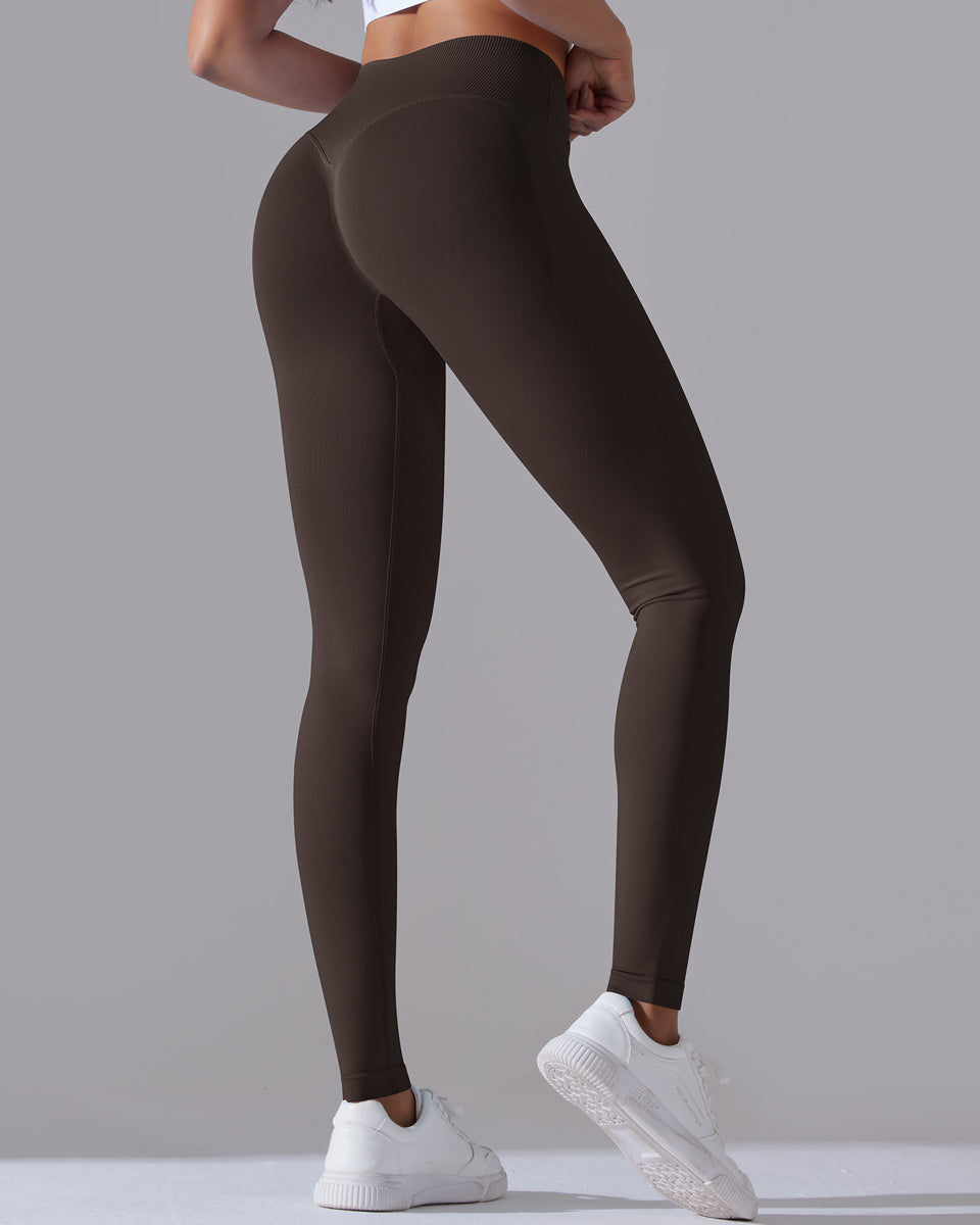 Signature V-Waist Scrunch Leggings vrshAMBITION
