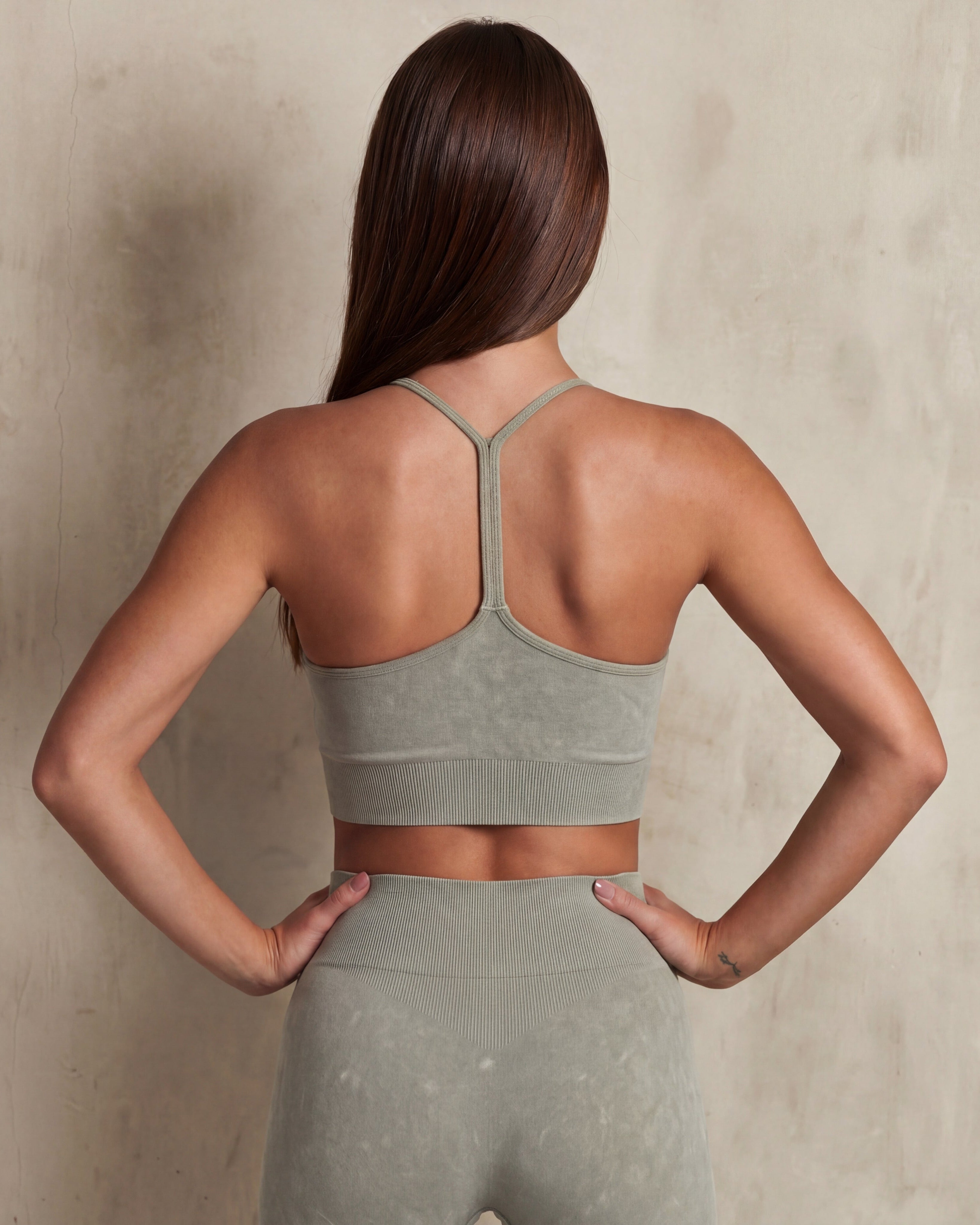 Pulse Seamless Sports Bra vrshWOMENS