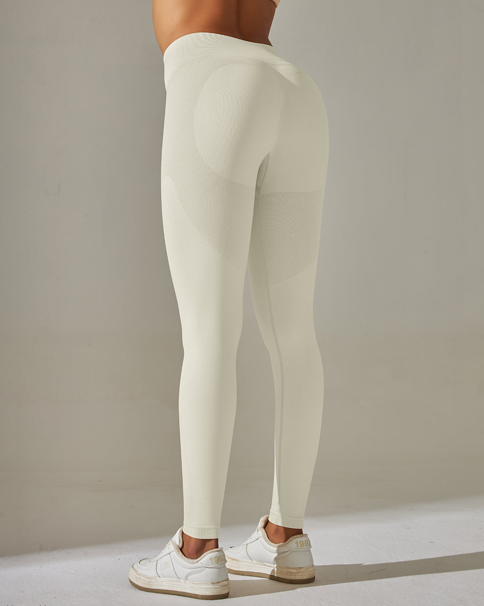 Elevate Scrunch Leggings vrshAMBITION