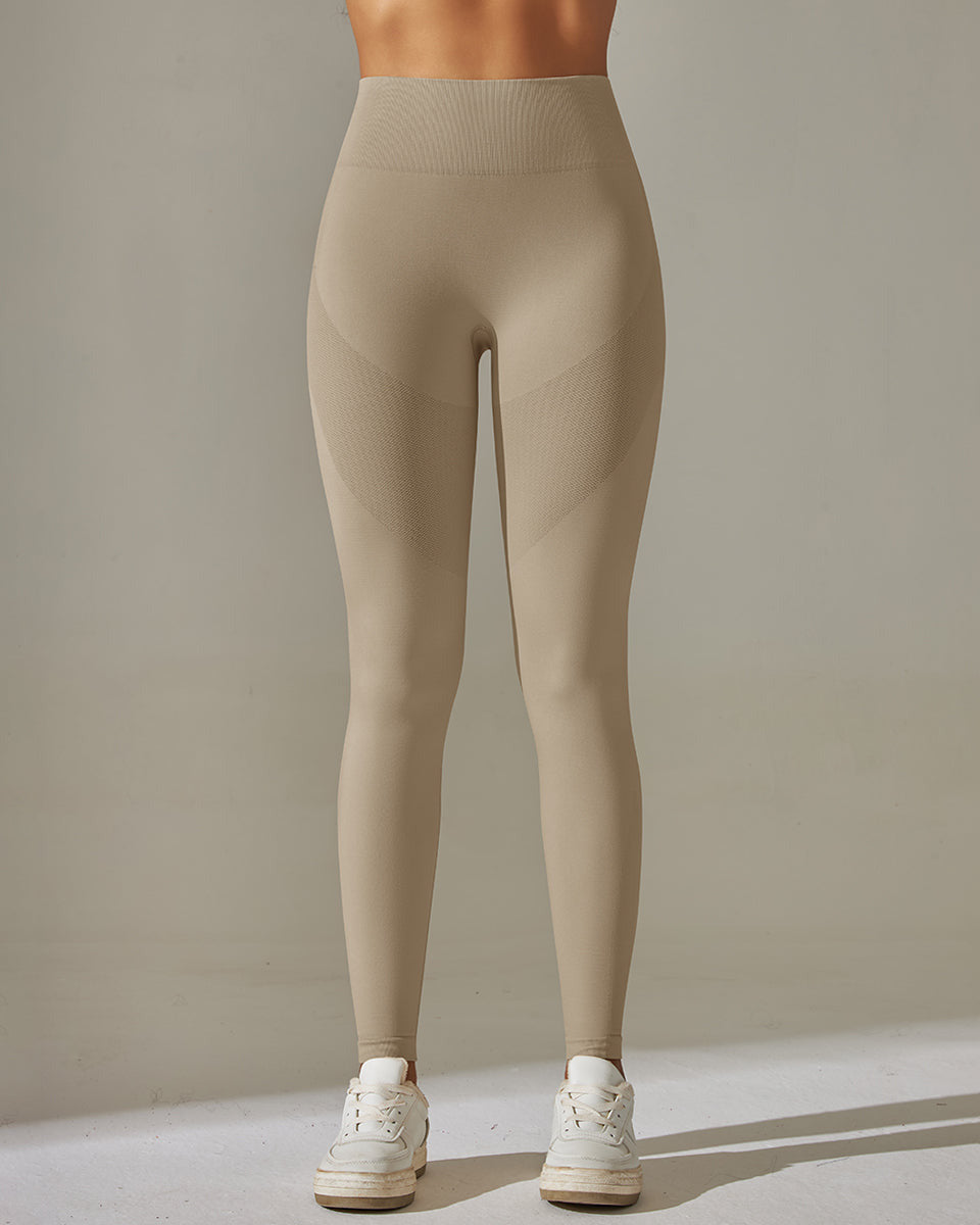 Elevate Scrunch Leggings vrshAMBITION