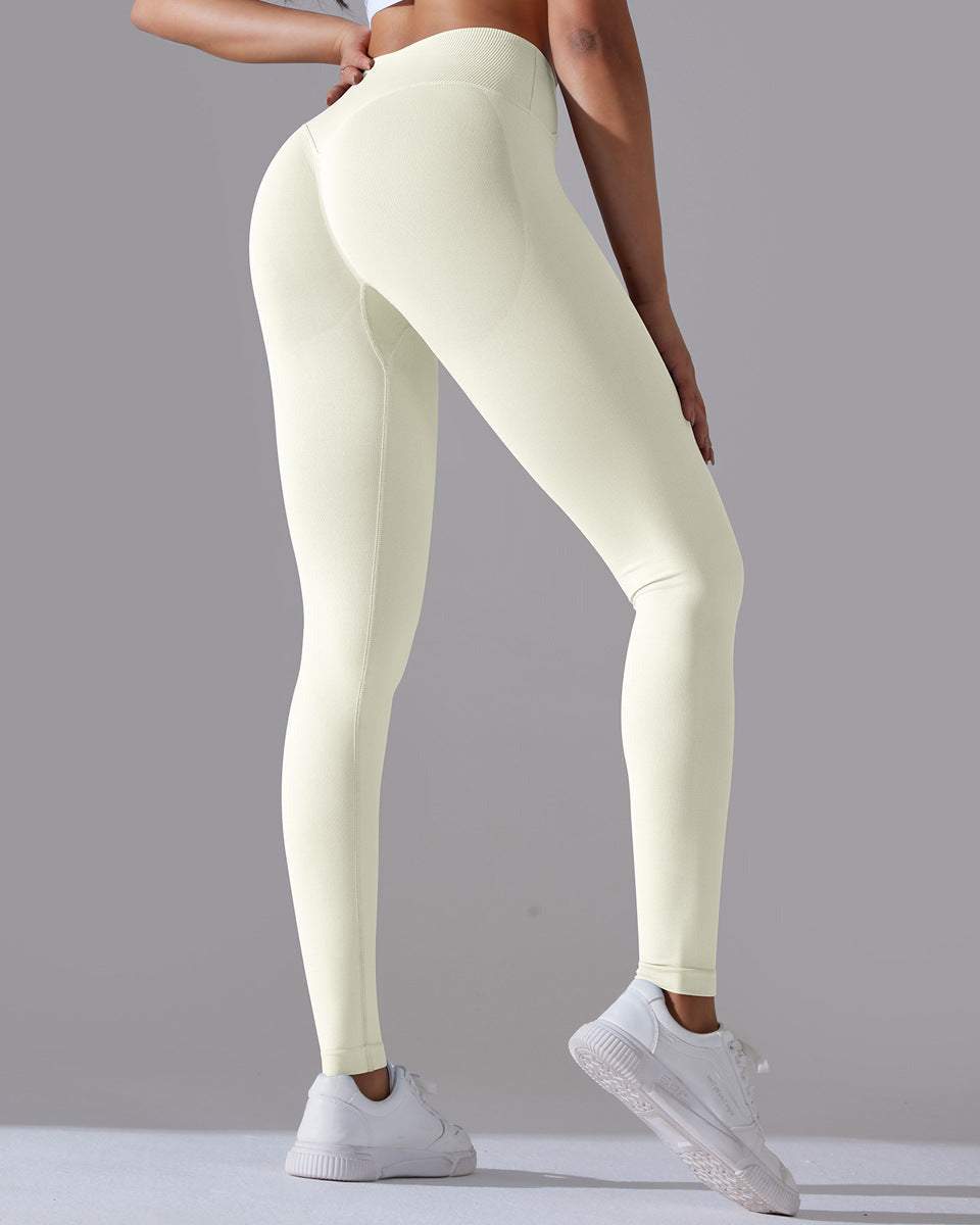 Signature V-Waist Scrunch Leggings vrshAMBITION