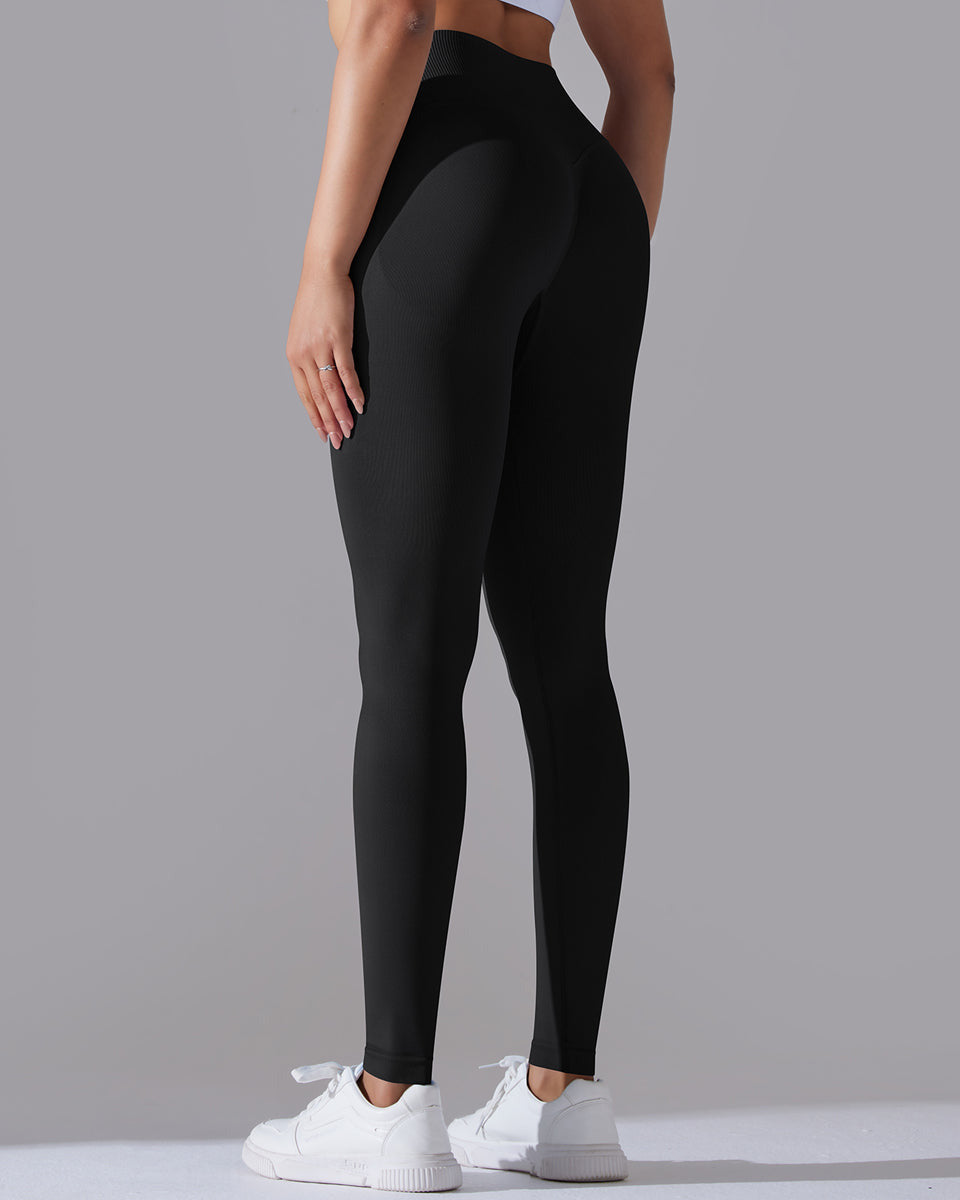 Signature V-Waist Scrunch Leggings vrshAMBITION