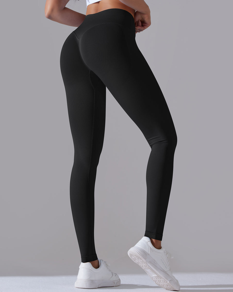Signature V-Waist Scrunch Leggings vrshAMBITION