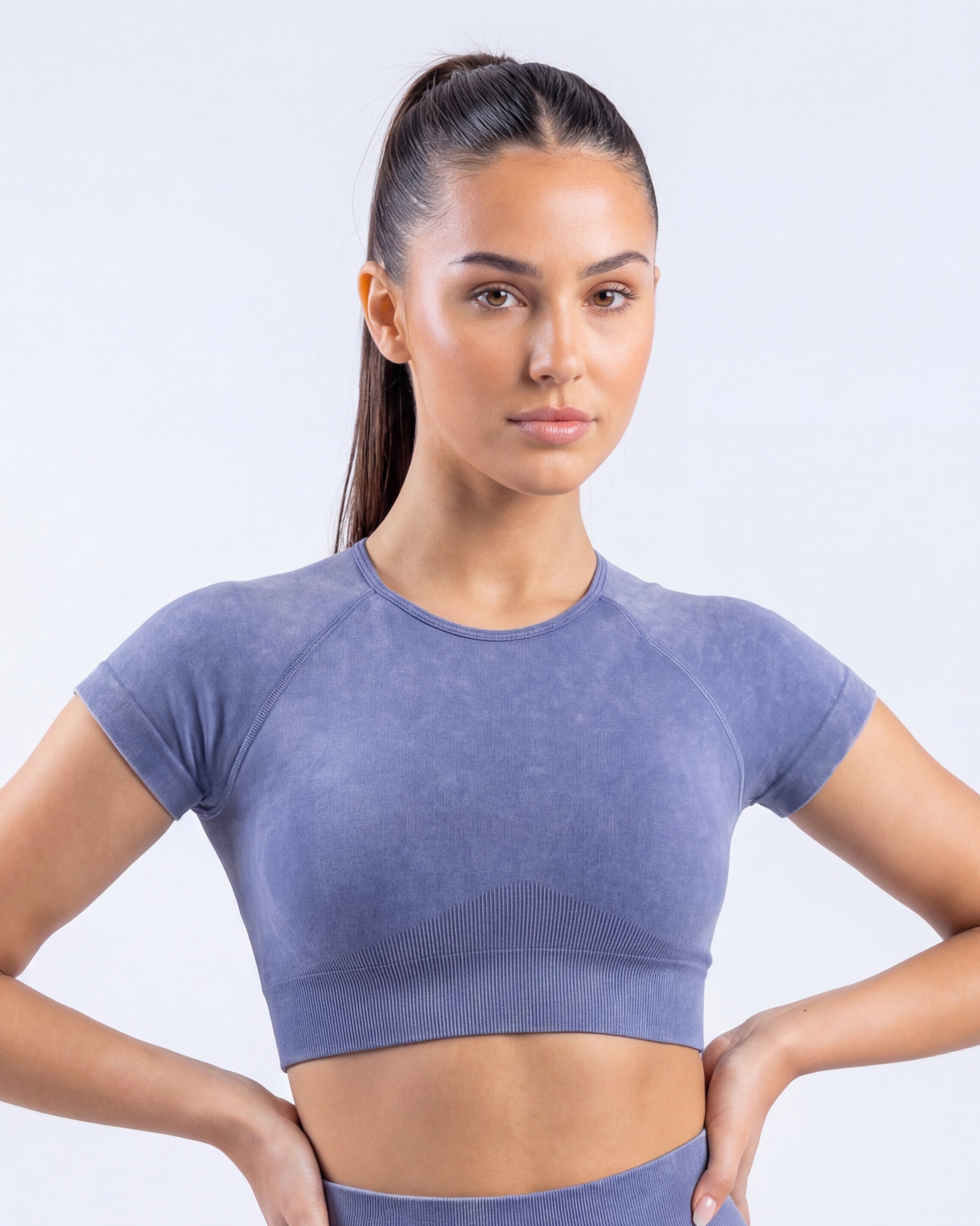 Pulse Seamless Crop Top vrshWOMENS