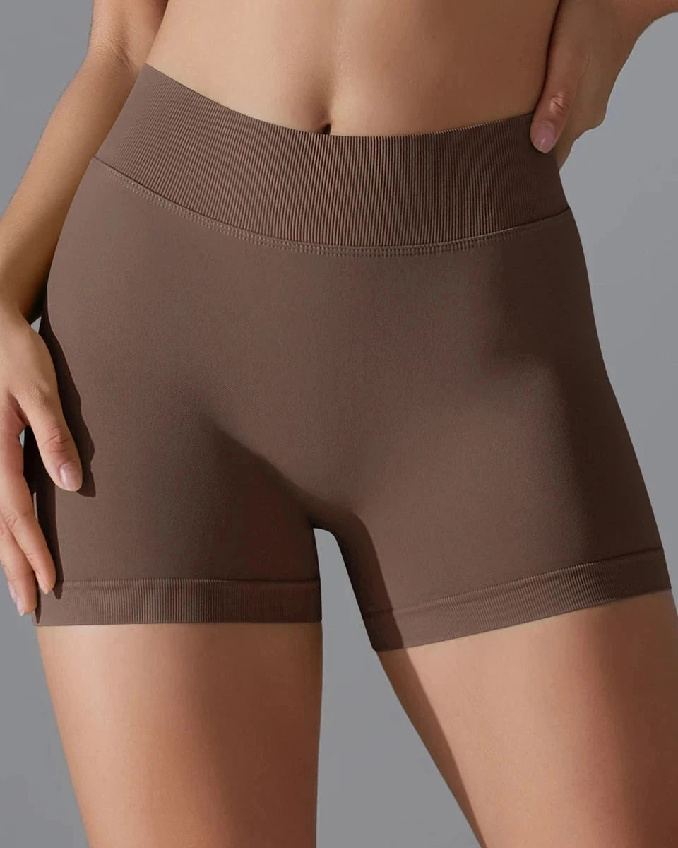 Pure Scrunch V-Back Shorts vrshAMBITION