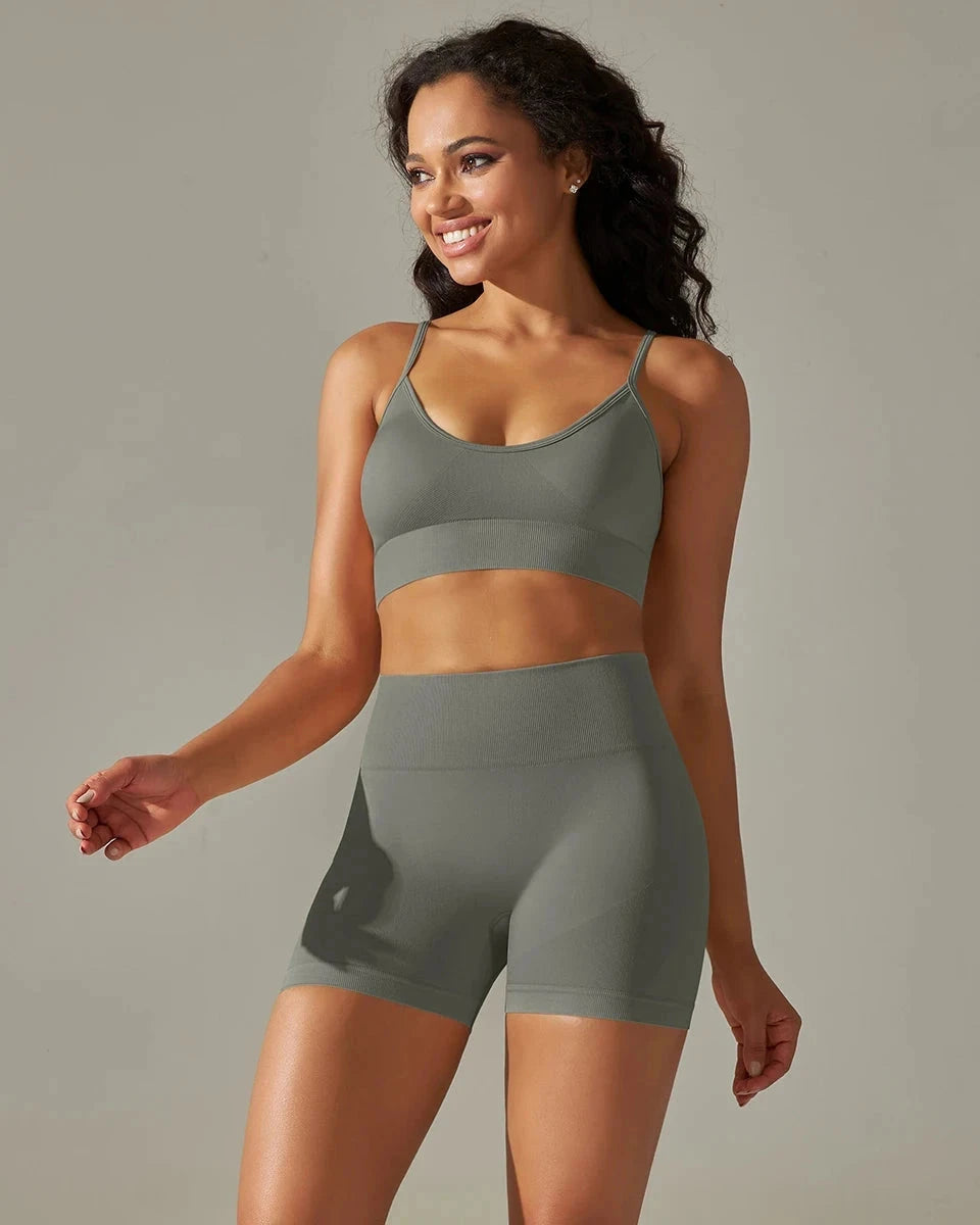 Elevate Scrunch Shorts vrshAMBITION