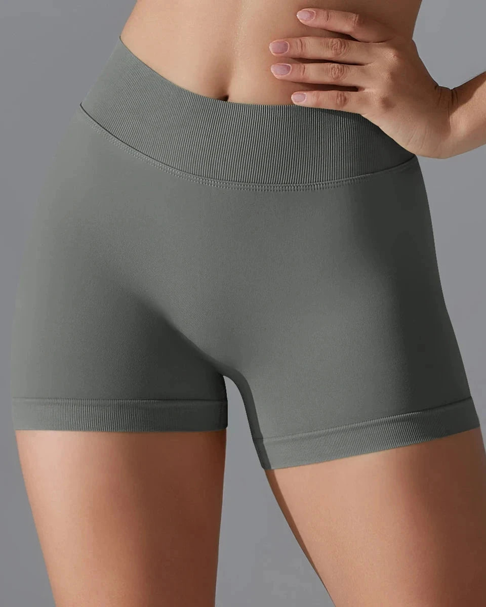 Pure Scrunch V-Back Shorts vrshAMBITION