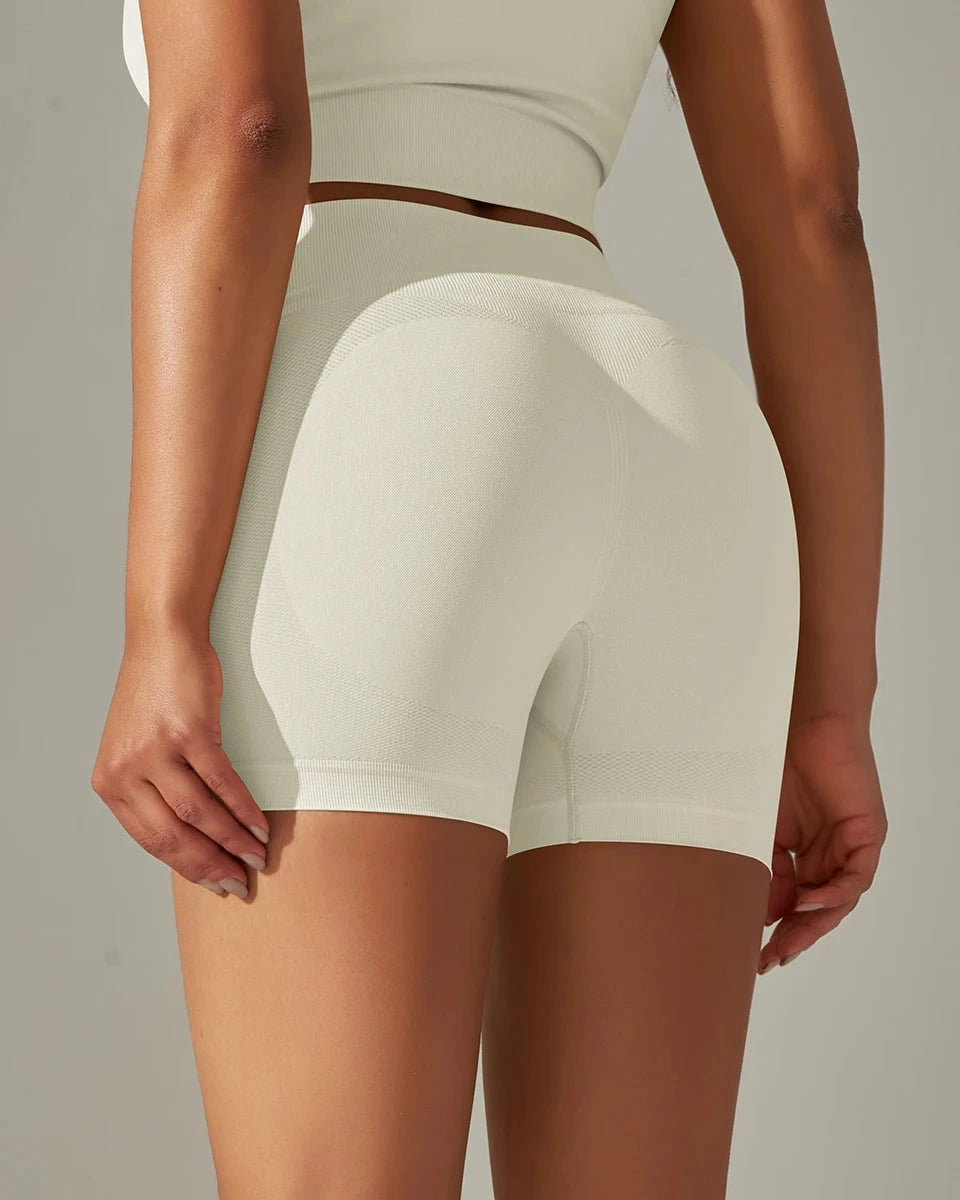 Elevate Scrunch Shorts