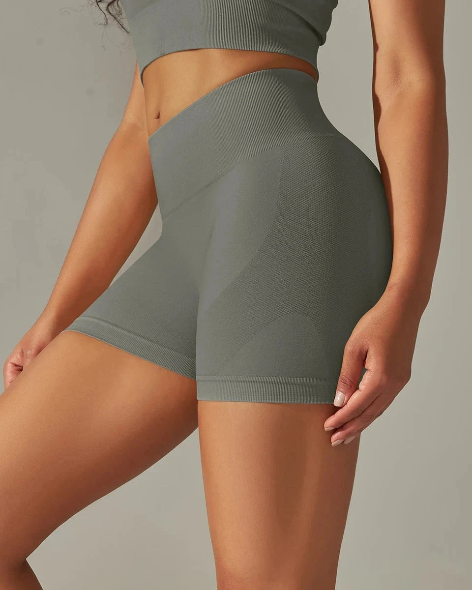 Elevate Scrunch Shorts vrshAMBITION