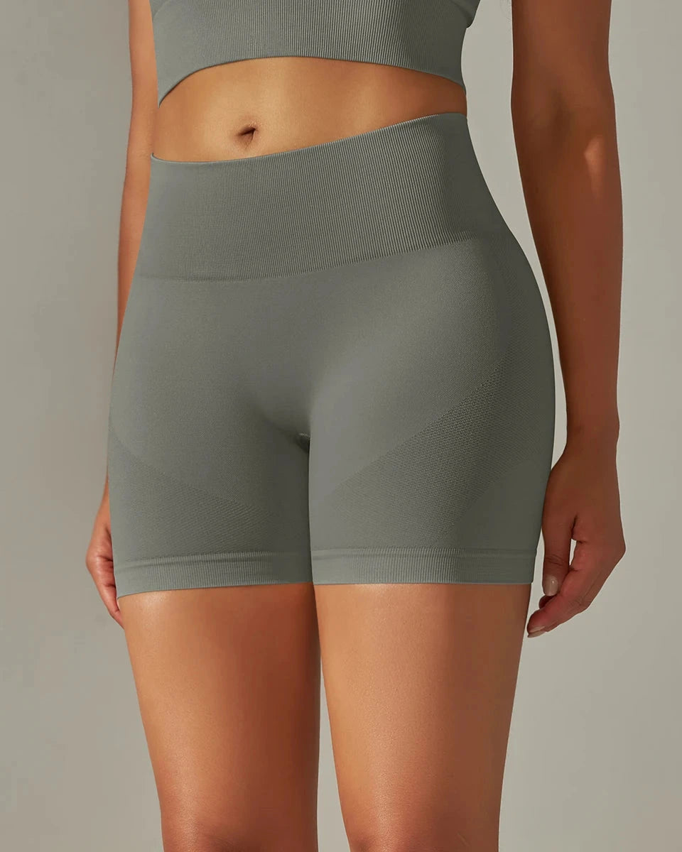 Elevate Scrunch Shorts