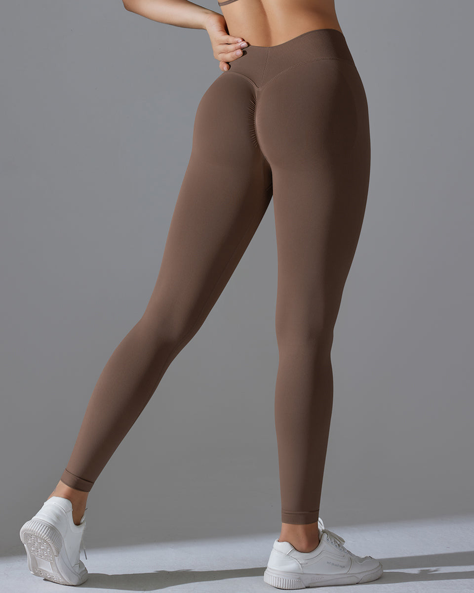 Pure Scrunch V-Back Leggings