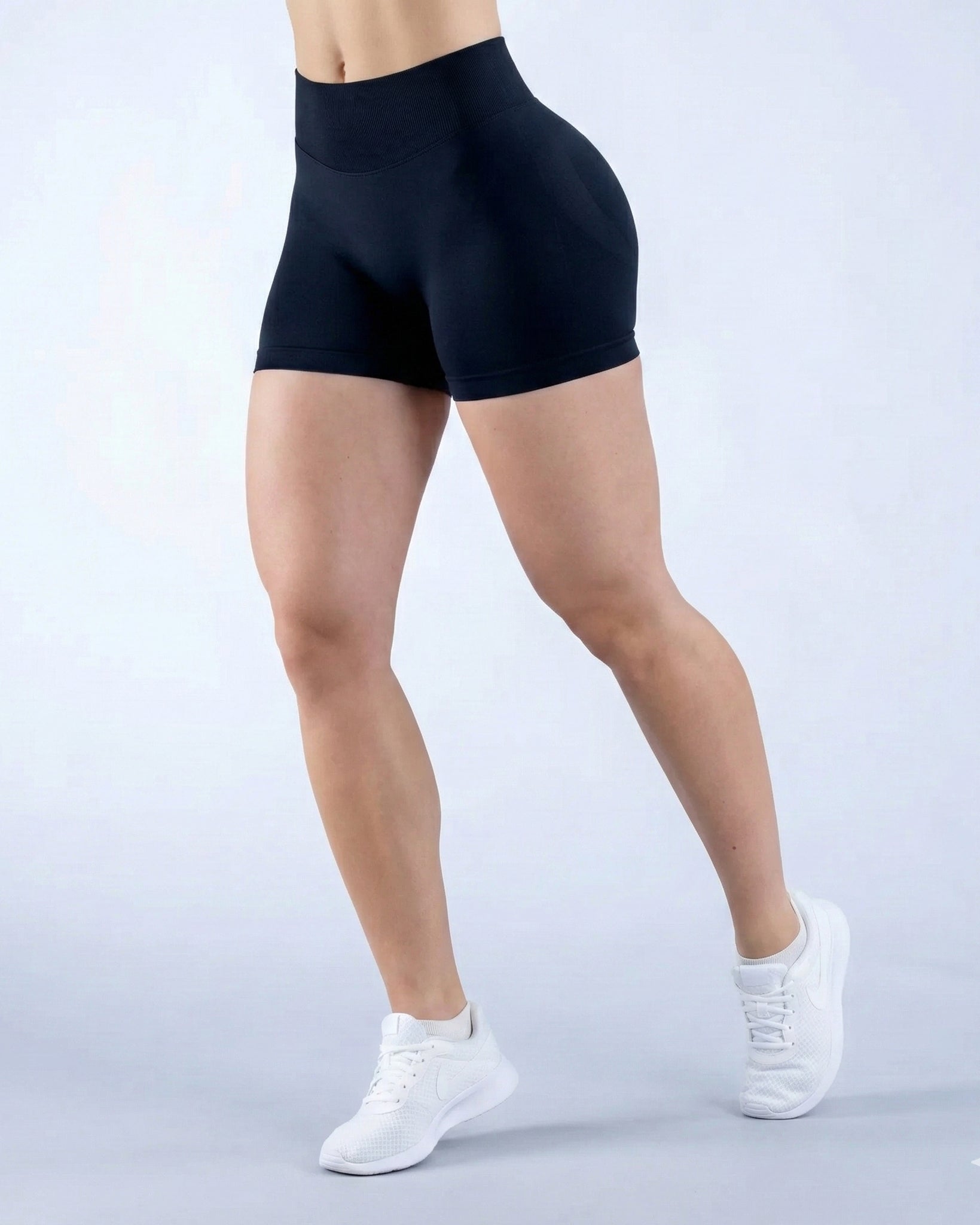 Defined Seamless Scrunch Shorts vrshAMBITION