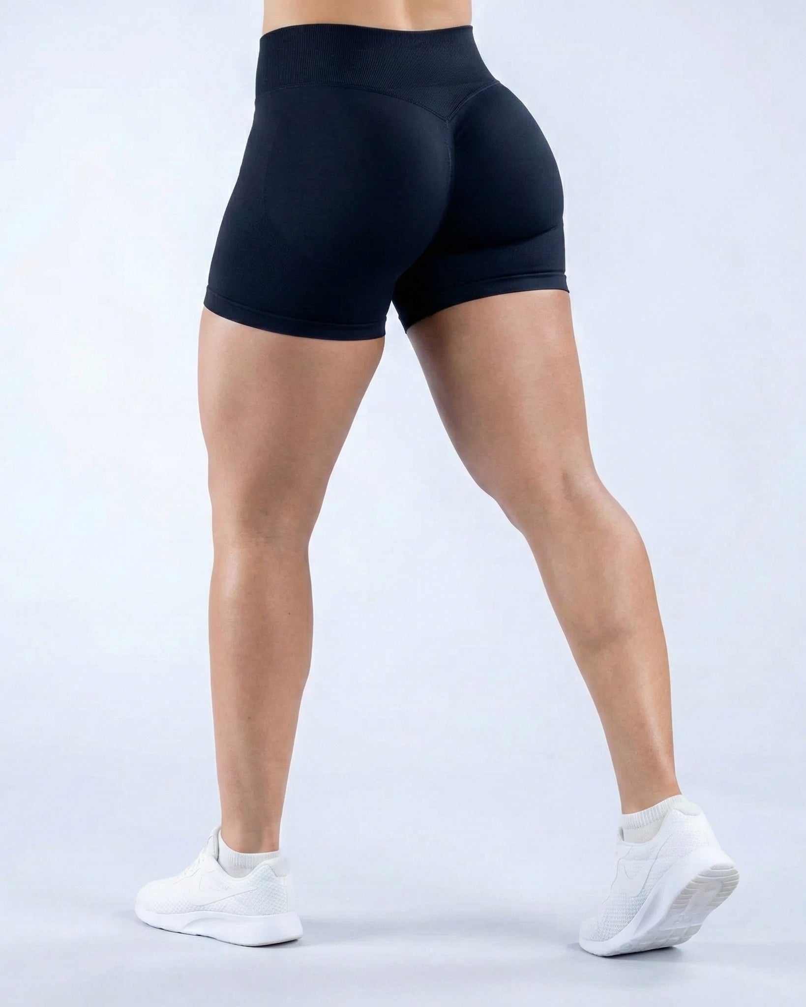 Defined Seamless Scrunch Shorts vrshAMBITION