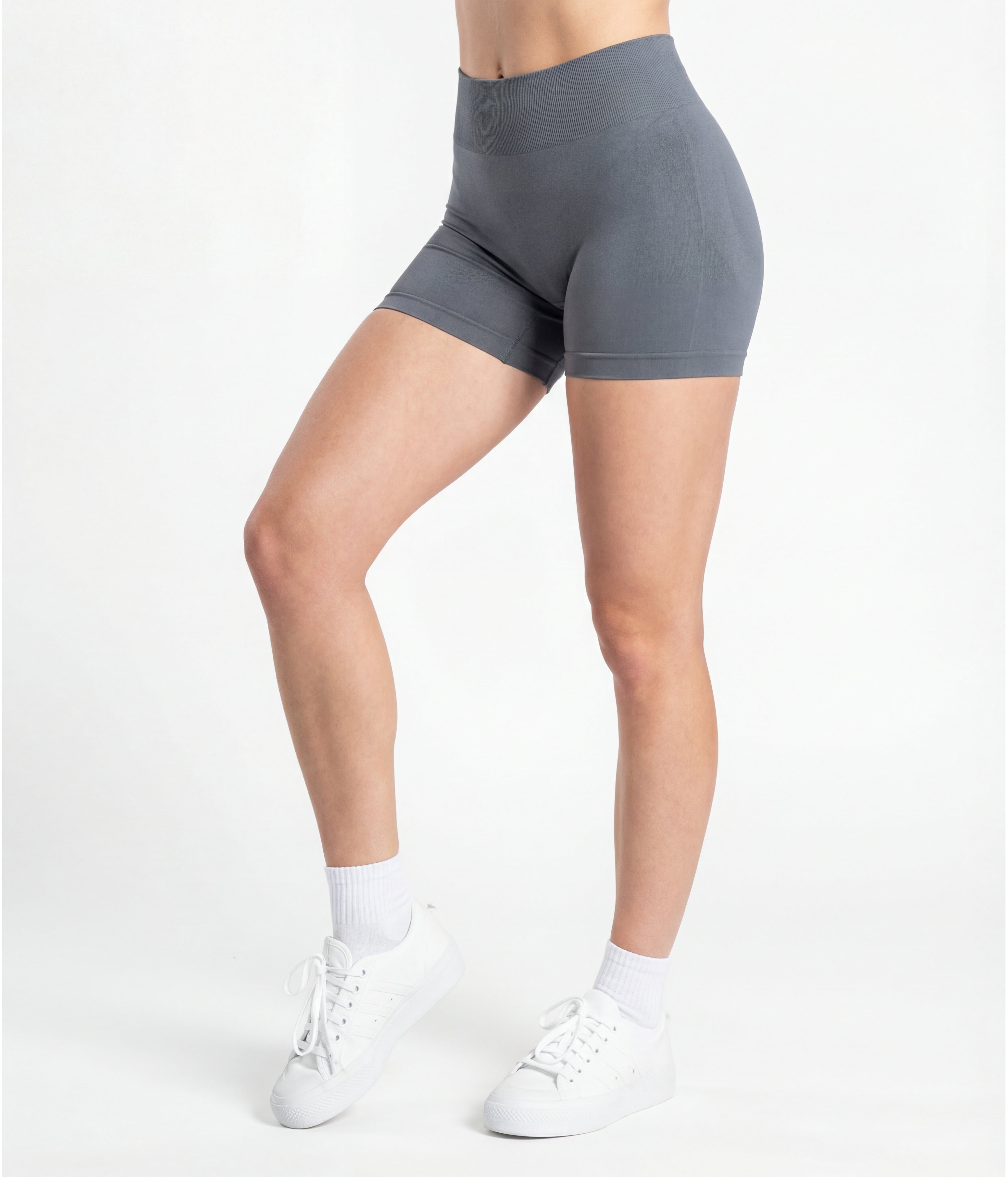 Defined Seamless Scrunch Shorts