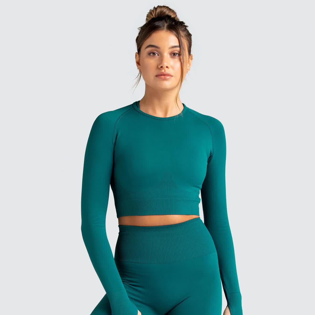 Adapt Seamless Long Sleeve Crop Top vrshWOMENS
