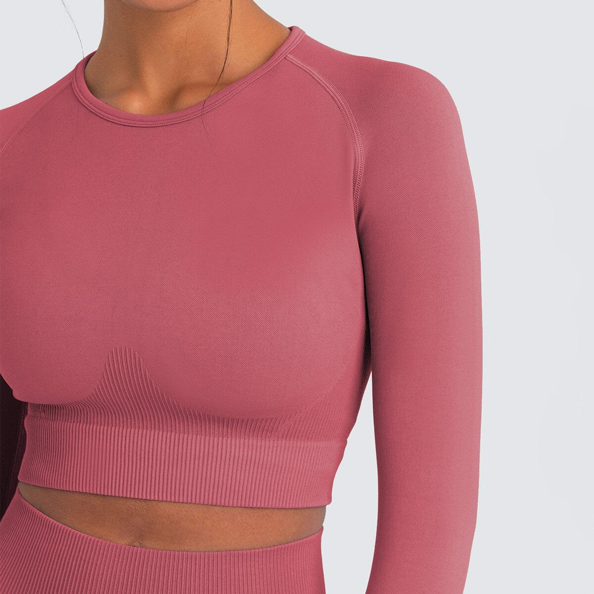 Adapt Seamless Long Sleeve Crop Top vrshWOMENS