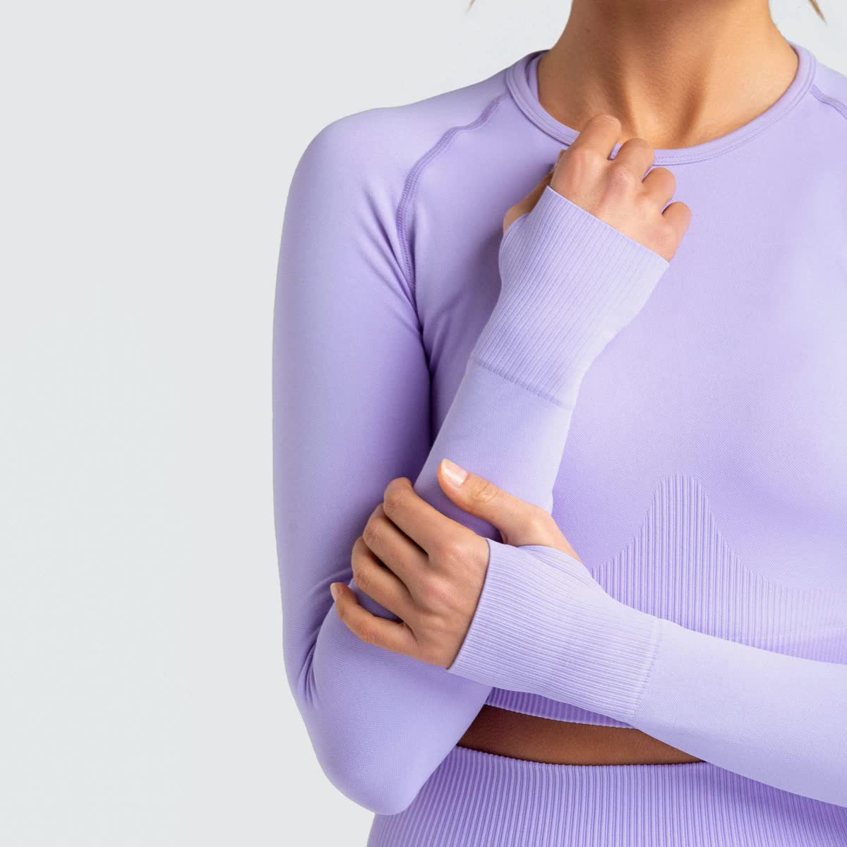 Adapt Seamless Long Sleeve Crop Top vrshWOMENS