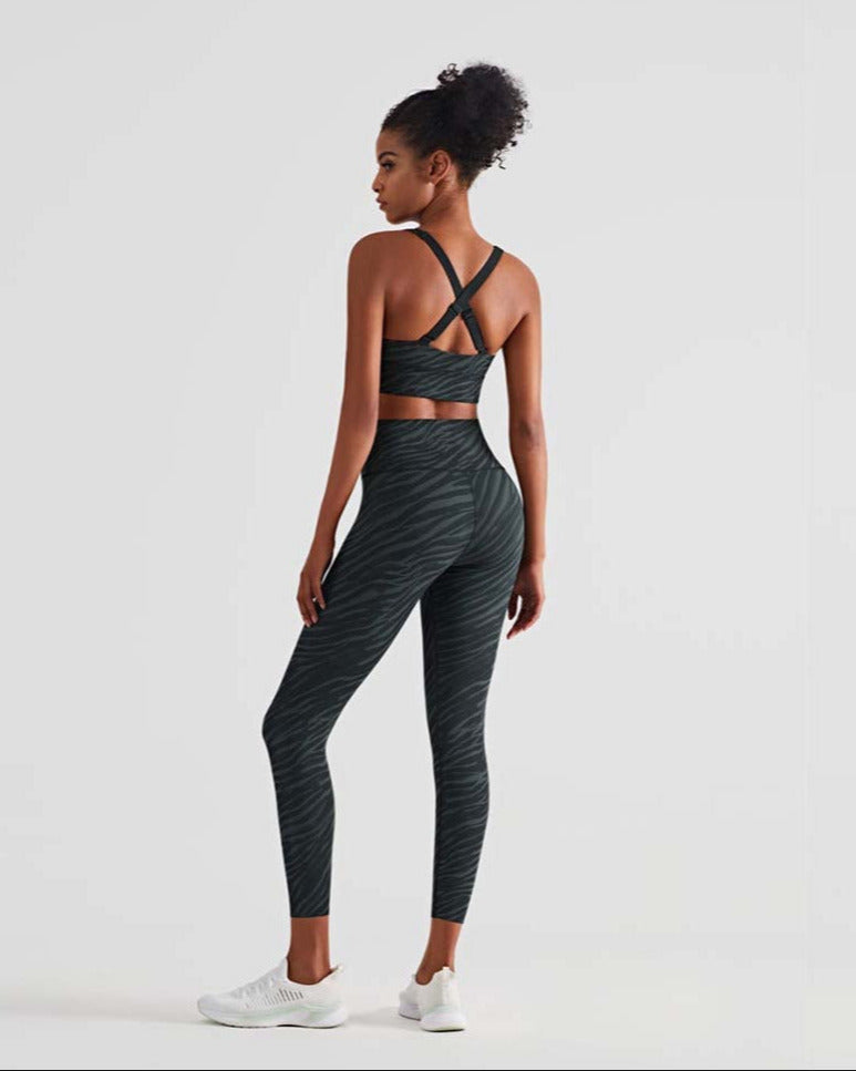 Motion Seamless Sports Bra - Animal vrshWOMENS