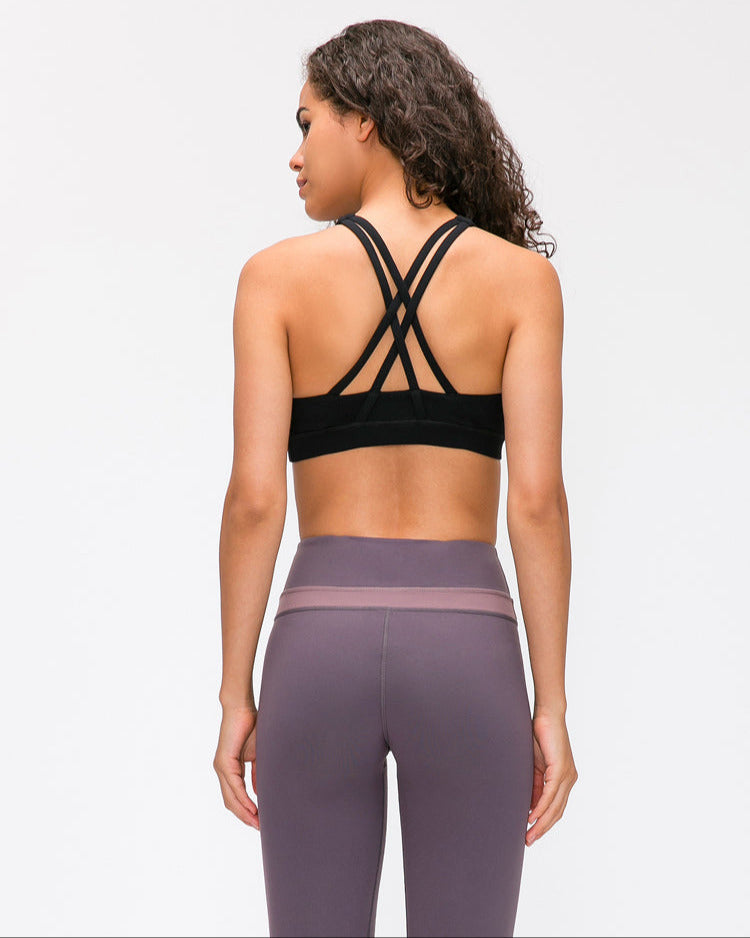 Mindstream Seamless Cross Sports Bra in black