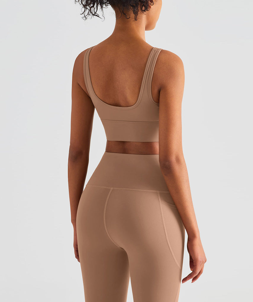 Run Pro 25" Seamless Sports Bra - Caramel vrshWOMENS