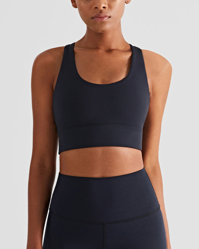 Run 28" Seamless Sports Bra - Schwarz