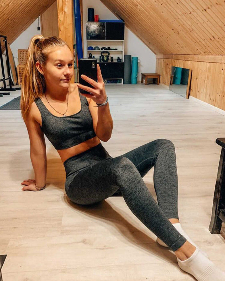 Seamless Rib Leggings vrshWOMENS