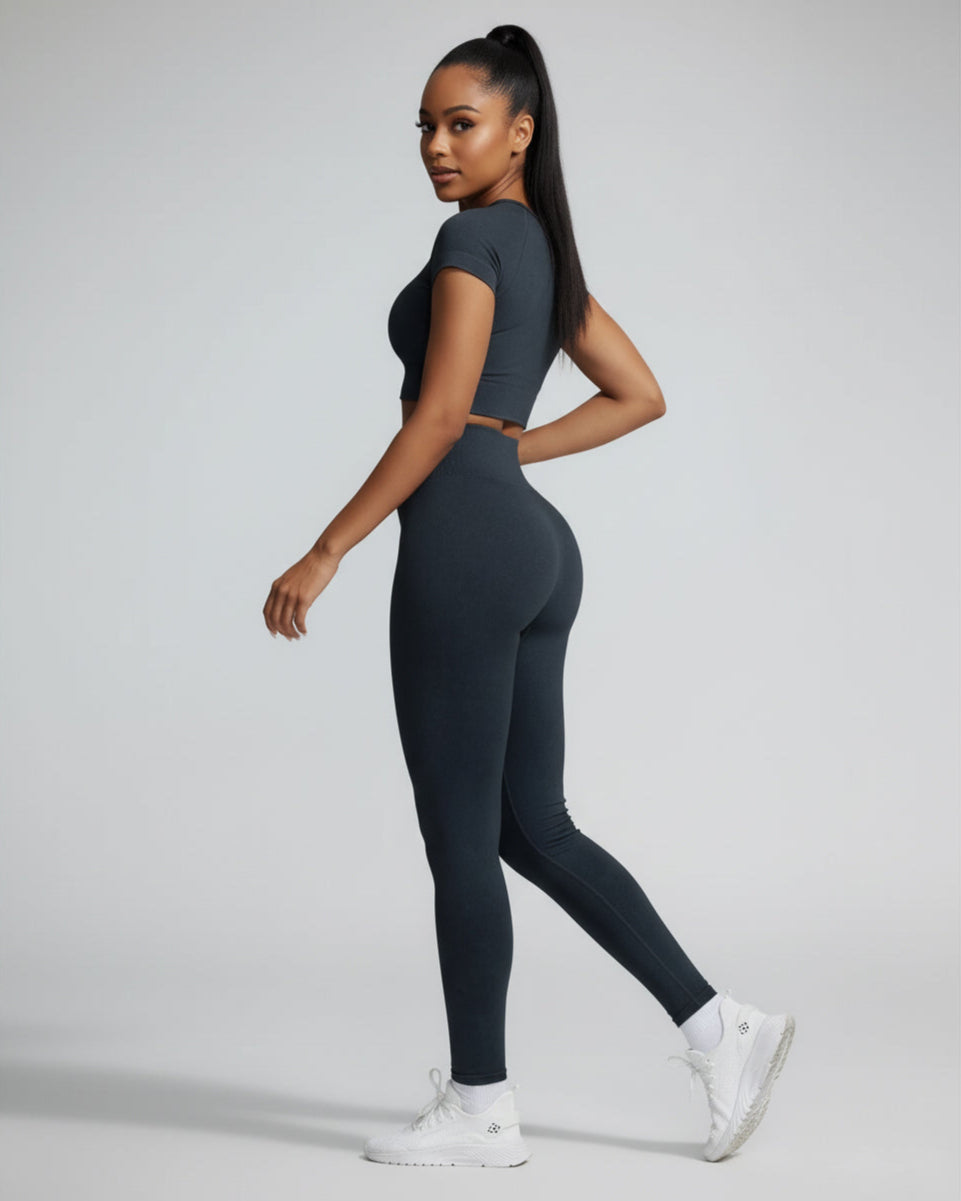 Pulse Seamless Crop Top vrshWOMENS