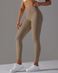 Mindstream Seamless Leggings in purple