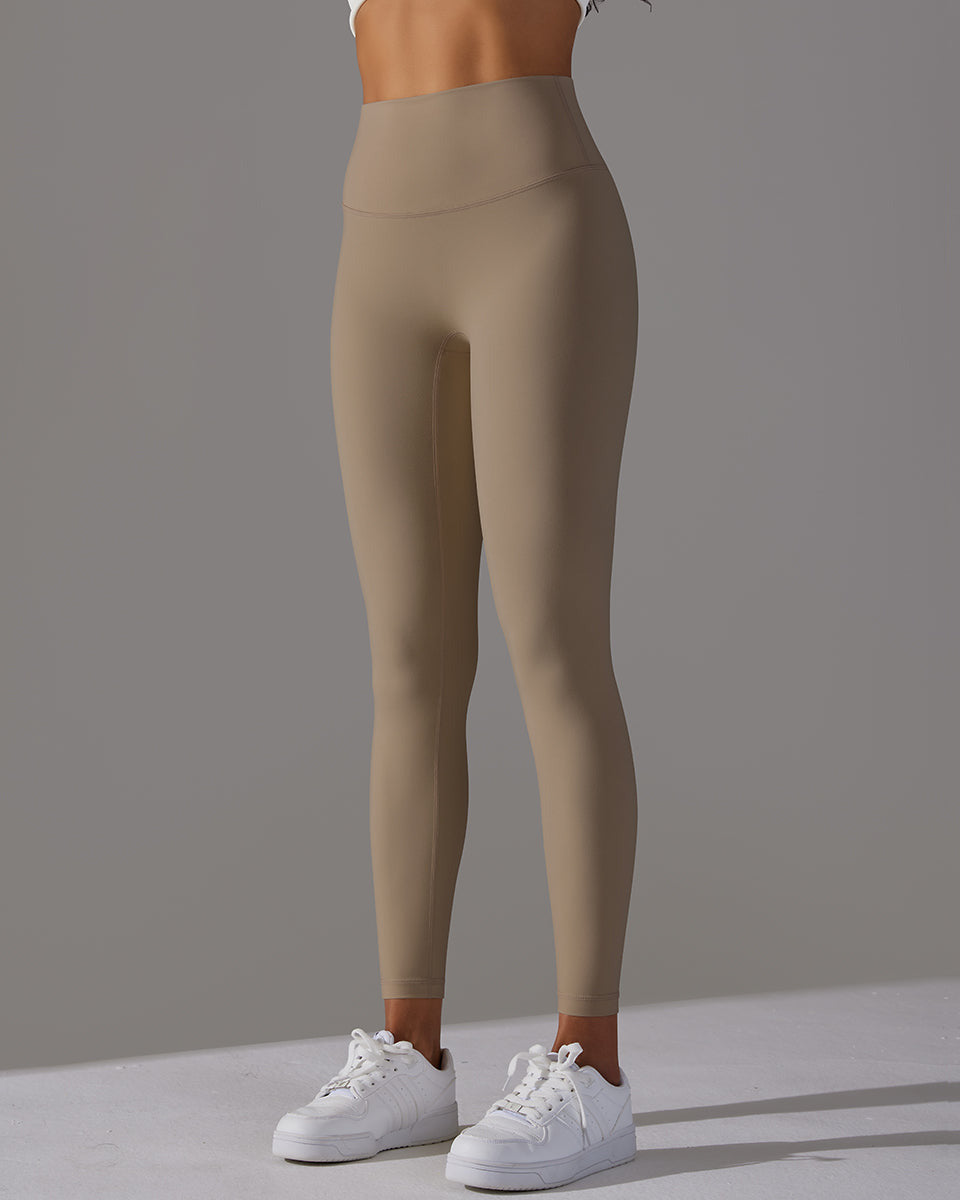 Mindstream Seamless Leggings in purple