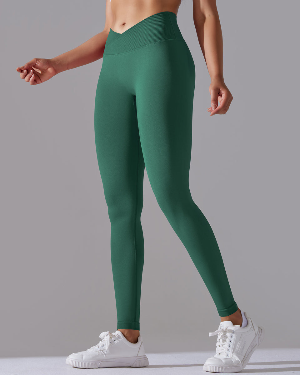 Signature V-Waist Scrunch Leggings vrshAMBITION