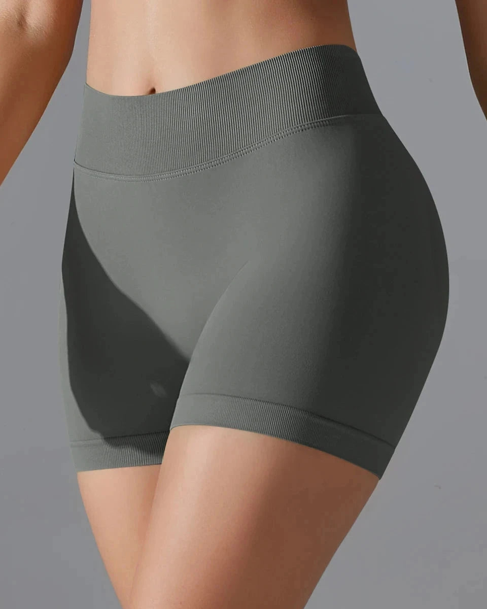 Pure Scrunch V-Back Shorts vrshAMBITION
