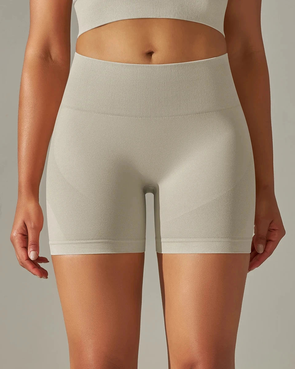 Elevate Scrunch Shorts