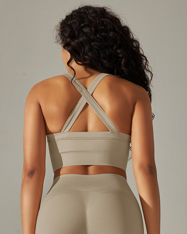Elevate Twist-Back BH