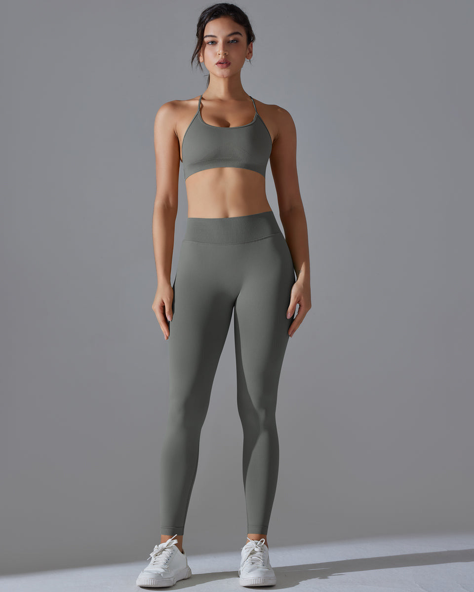 Pure Scrunch V-Back Leggings