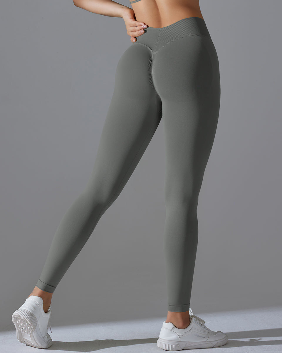 Pure Scrunch V-Back Leggings