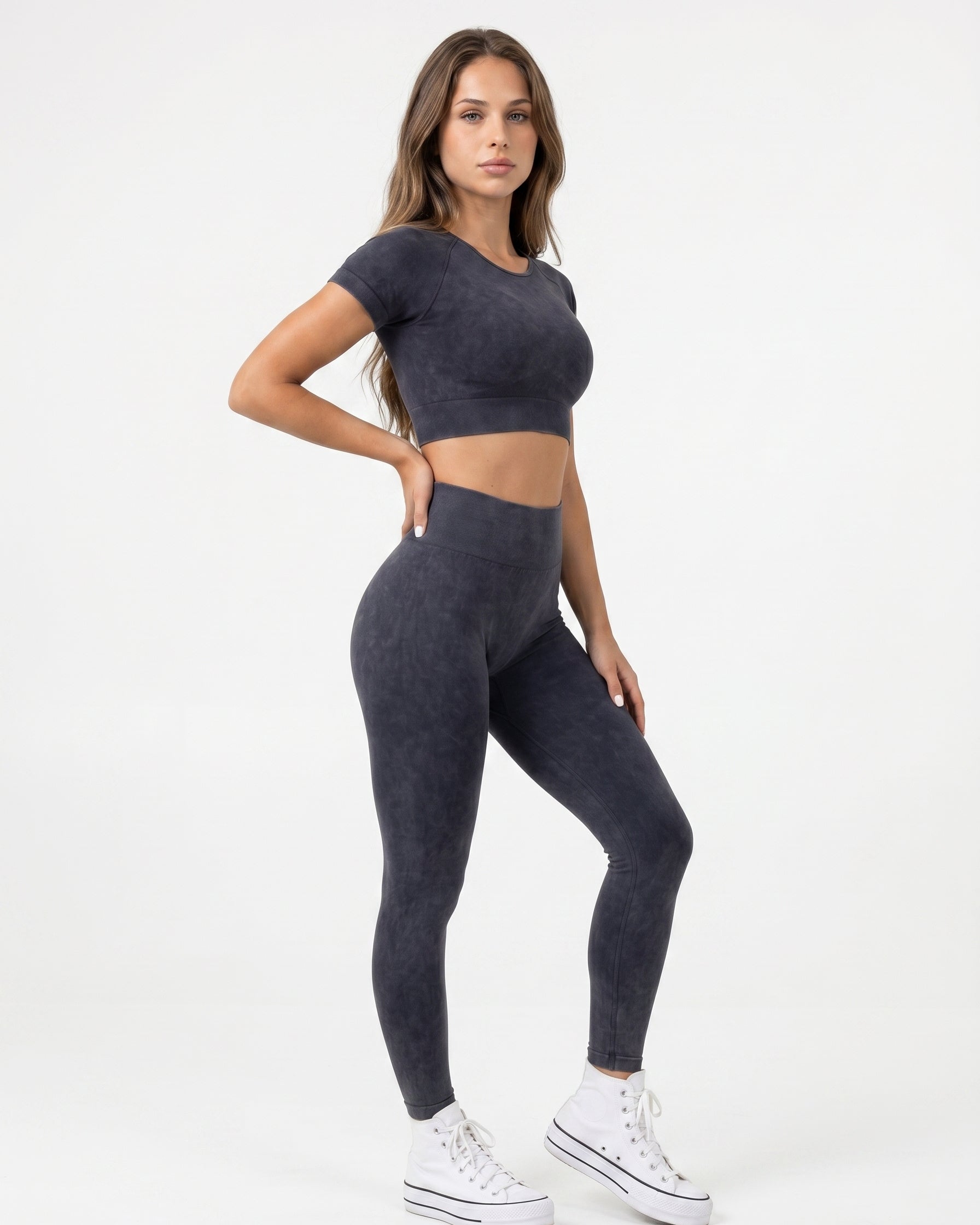 Pulse Seamless Crop Top vrshWOMENS