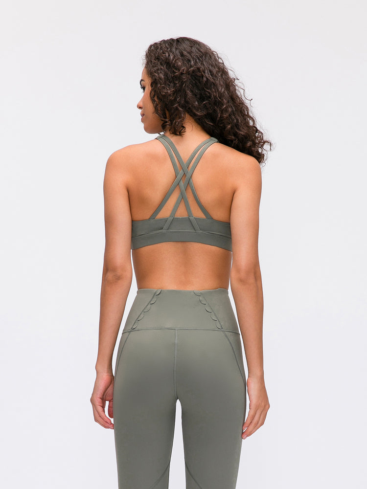 Mindstream Seamless Cross Sports Bra in green