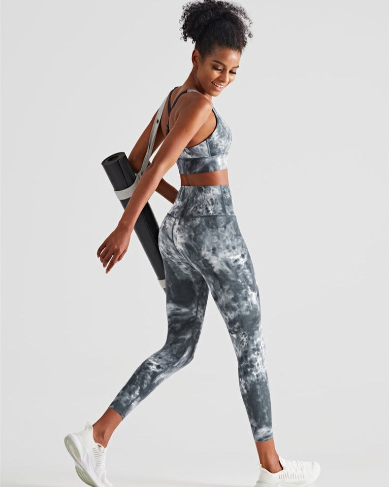 Motion Seamless Sports Bra - Tie Dye Grau vrshWOMENS